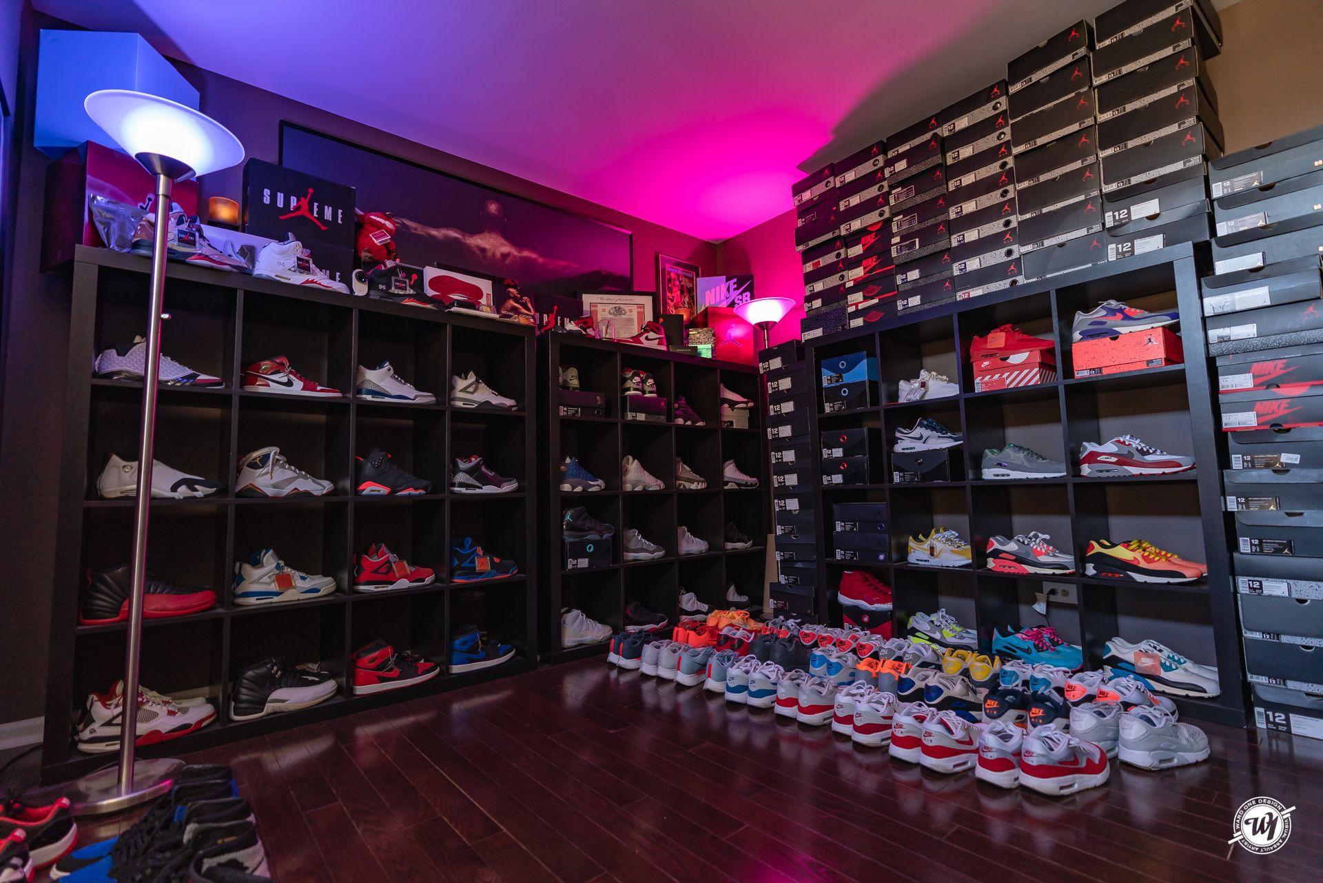 SUPPLYROOM